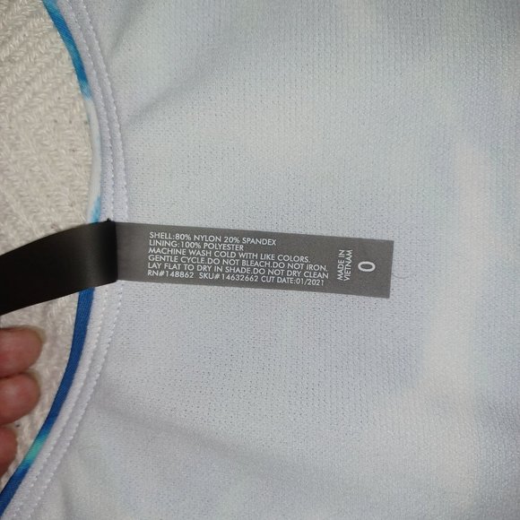 *SOLD* Torrid Blue Pool Floral Wireless Flutter Sleeve Swim Top Size 0 - Picture 7 of 12